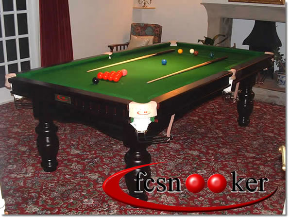 8 foot Elite Green Cloth in Mahogany