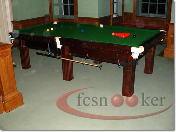 9 foot Traditional in Mahogany with Green Cloth